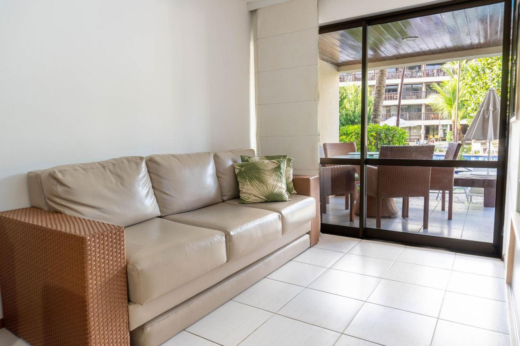 Apartment Nannai Muro Alto Por Yolo *